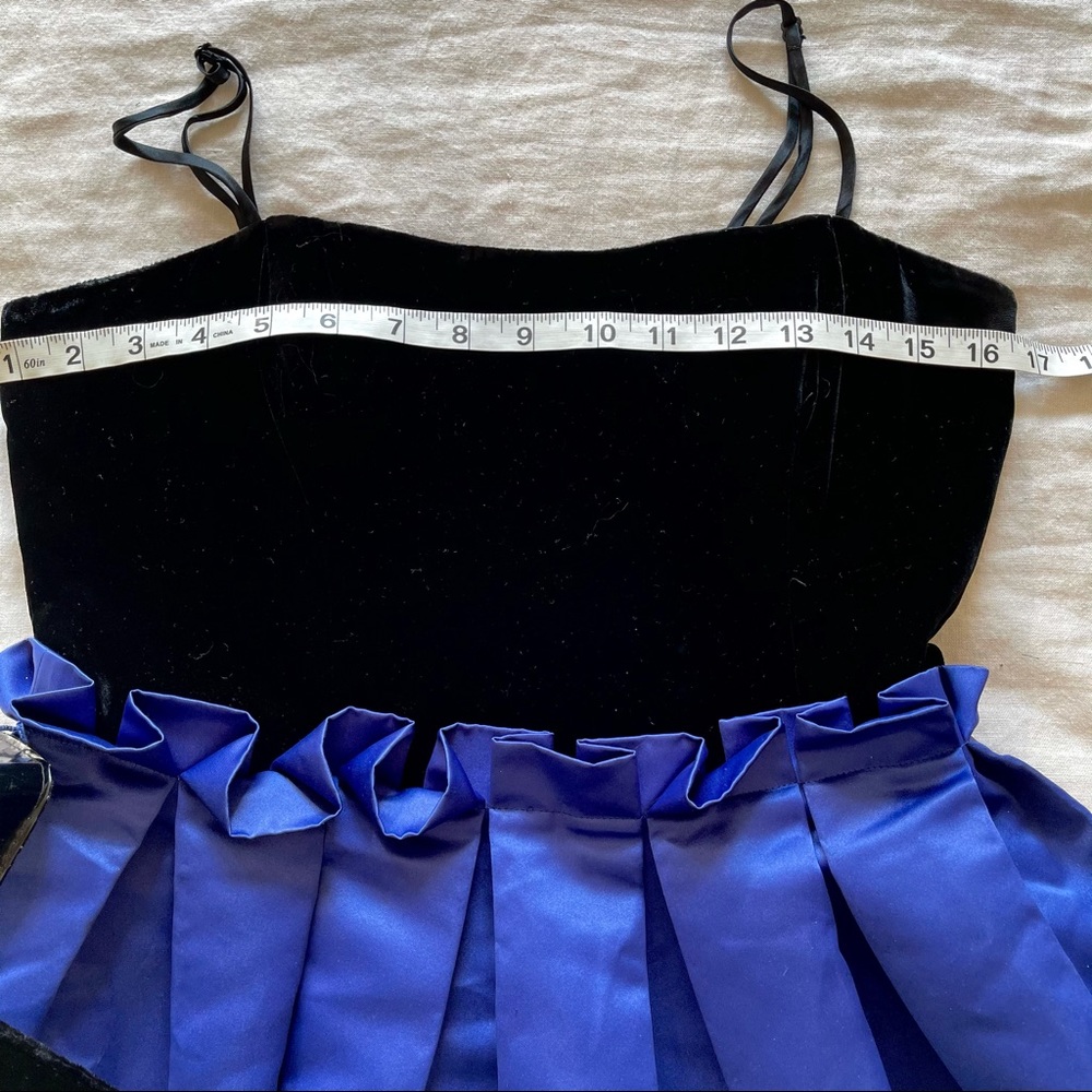 Betsey Johnson Velvet & Sateen Belted Dress US 6 - Picture 7 of 8